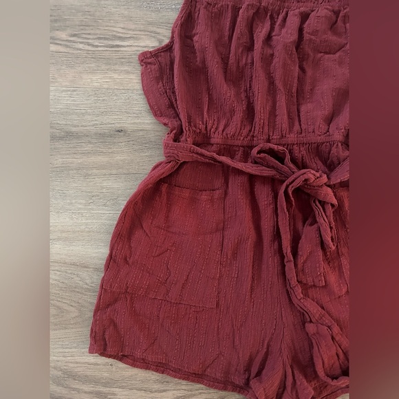 Knot Shoulder Patch Pocket Belted Slip Romper - Picture 2 of 6